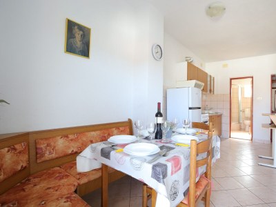 Apartment Two bedroom apartment with balcony and sea view Vinišće, Trogir A-24197-c - Outdoor photo 24