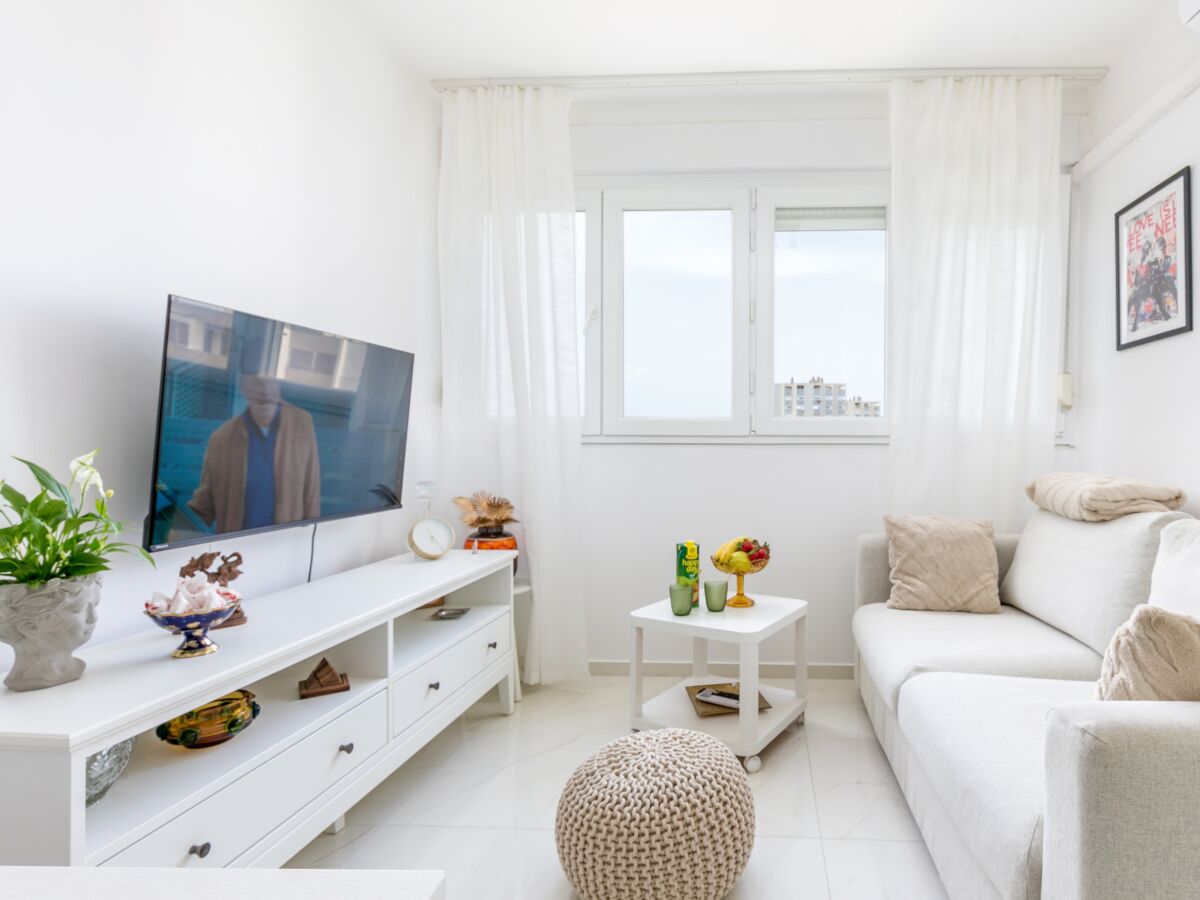 Apartment One bedroom apartment with air-conditioning Split A-24241-a