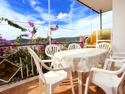 Apartment Two bedroom apartment with terrace and sea view Vinišće, Trogir A-10241-b - Outdoor photo 38