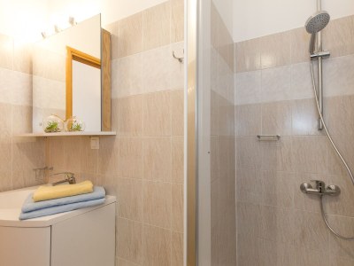 Apartment One bedroom apartment near beach Čižići, Krk A-20433-c - Outdoor photo 12