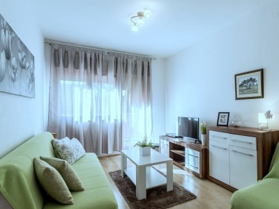 Apartment Three bedroom apartment with terrace Kaštel Štafilić, Kaštela A-20662-a - Outdoor photo 5