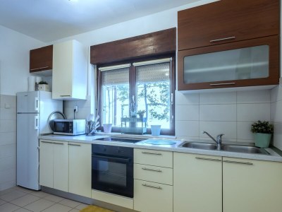 Apartment Three bedroom apartment with terrace Kaštel Štafilić, Kaštela A-20662-a - Outdoor photo 11