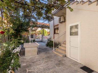 Apartment Three bedroom apartment with terrace Kaštel Štafilić, Kaštela A-20662-a - Outdoor photo 22