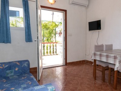 Apartment One bedroom apartment near beach Zadar - Diklo, Zadar A-5925-b - Outdoor photo 10