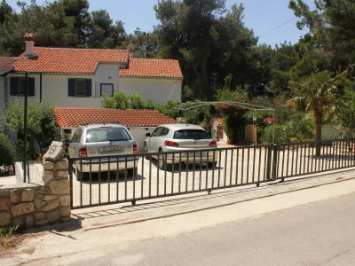 Apartment Two bedroom apartment near beach Artatore, Lošinj A-7935-a - Outdoor photo 12