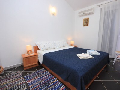 Apartment One bedroom apartment near beach Artatore, Lošinj A-7935-c - Outdoor photo 16