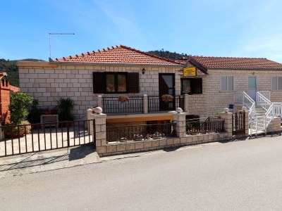 Apartment Three bedroom apartment near beach Brna, Korčula A-4463-a - Outdoor photo 6