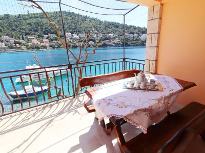 Apartment Three bedroom apartment near beach Brna, Korčula A-4463-a - Outdoor photo 34