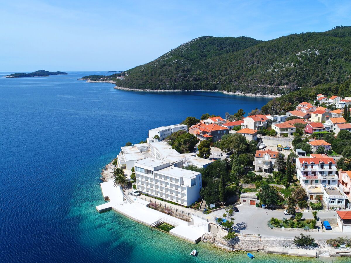 Apartment Three bedroom apartment near beach Brna, Korčula A-4463-b - Outdoor photo 3