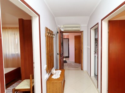 Apartment Three bedroom apartment near beach Brna, Korčula A-4463-b - Outdoor photo 29