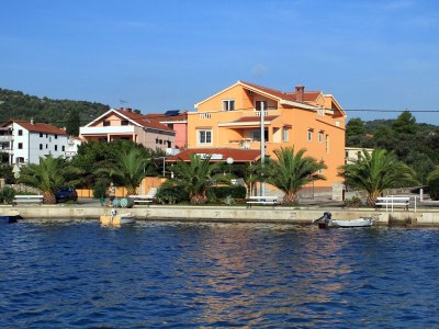 Apartment Studio flat with balcony and sea view Kukljica, Ugljan AS-8478-a in Kukljica - Apartment