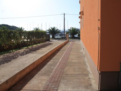 Apartment Studio flat with balcony and sea view Kukljica, Ugljan AS-8478-a - Outdoor photo 12