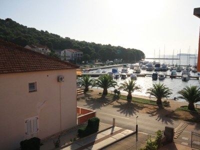 Apartment Studio flat with balcony and sea view Kukljica, Ugljan AS-8478-a - Outdoor photo 19