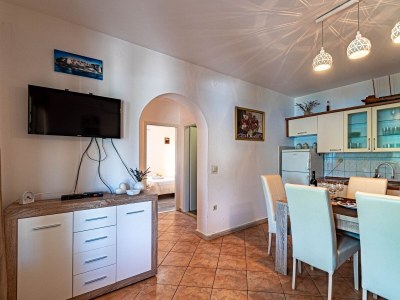 Apartment Two bedroom apartment near beach Tri Žala, Korčula A-4432-a - Outdoor photo 15