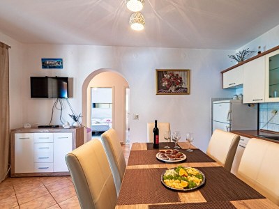 Apartment Two bedroom apartment near beach Tri Žala, Korčula A-4432-a - Outdoor photo 18