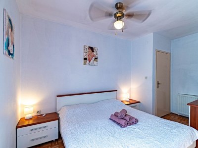 Apartment Three bedroom apartment near beach Tri Žala, Korčula A-4432-b - Outdoor photo 16