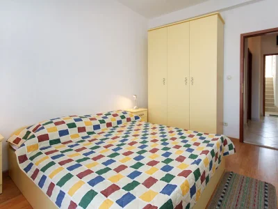 Apartment Three bedroom apartment with terrace and sea view Mastrinka, Čiovo A-4836-a - Outdoor photo 14