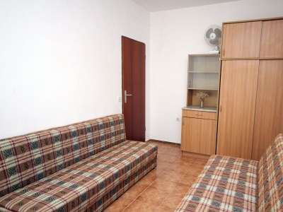 Apartment Two bedroom apartment with terrace and sea view Suha Punta, Rab A-5050-a - Outdoor photo 11