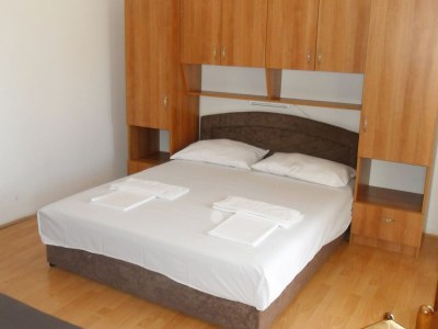 Apartment Two bedroom apartment with terrace and sea view Suha Punta, Rab A-5050-b - Outdoor photo 12