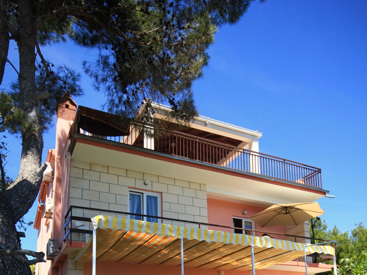 Apartment Four-bedroom apartment near beach Prižba, Korčula A-10061-b - Outdoor photo 5