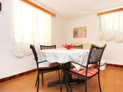 Apartment Two bedroom apartment near beach Prižba, Korčula A-10061-c - Outdoor photo 18