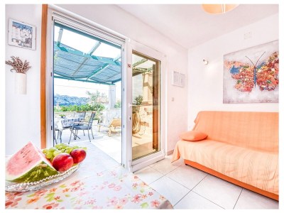 Apartment One bedroom apartment with terrace and sea view Povlja, Brač A-24129-a - Outdoor photo 9