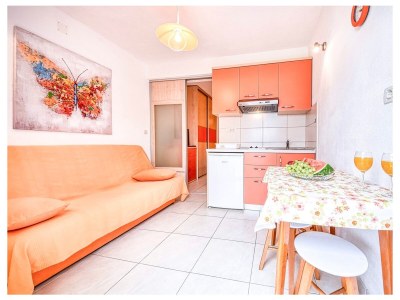 Apartment One bedroom apartment with terrace and sea view Povlja, Brač A-24129-a - Outdoor photo 12