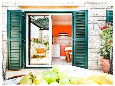 Apartment One bedroom apartment with terrace and sea view Povlja, Brač A-24129-a - Outdoor photo 20