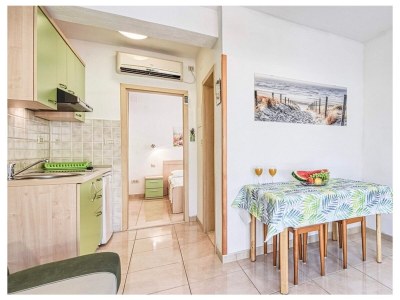 Apartment One bedroom apartment with terrace and sea view Povlja, Brač A-24129-b - Outdoor photo 11