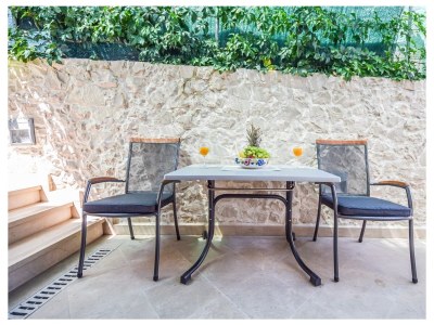 Apartment One bedroom apartment with terrace Povlja, Brač A-24129-c in Povlja - Apartment