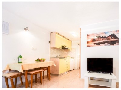 Apartment One bedroom apartment with terrace Povlja, Brač A-24129-c - Outdoor photo 12