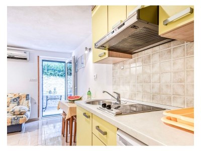 Apartment One bedroom apartment with terrace Povlja, Brač A-24129-c - Outdoor photo 13