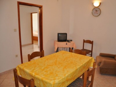 Apartment Two bedroom apartment with balcony and sea view Lopar, Rab A-23747-b - Outdoor photo 7