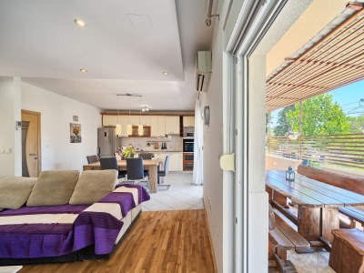 Apartment Two bedroom apartment with terrace Kaštel Lukšić, Kaštela A-20582-b - Outdoor photo 14