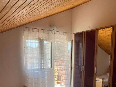 Apartment Two bedroom apartment with balcony and sea view Preko, Ugljan A-23327-b - Outdoor photo 6