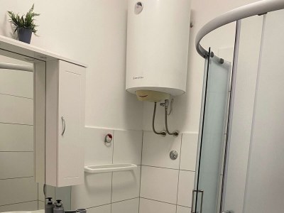 Apartment Two bedroom apartment with balcony and sea view Preko, Ugljan A-23327-b - Outdoor photo 9