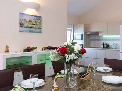 Apartment Two bedroom apartment near beach Čižići, Krk A-20433-d - Outdoor photo 10