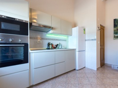 Apartment Two bedroom apartment near beach Čižići, Krk A-20433-d - Outdoor photo 11