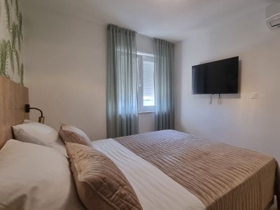 Apartment One bedroom apartment with terrace and sea view Šilo, Krk A-21242-d - Outdoor photo 21