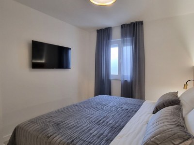 Apartment One bedroom apartment with terrace and sea view Šilo, Krk A-21242-e - Outdoor photo 20