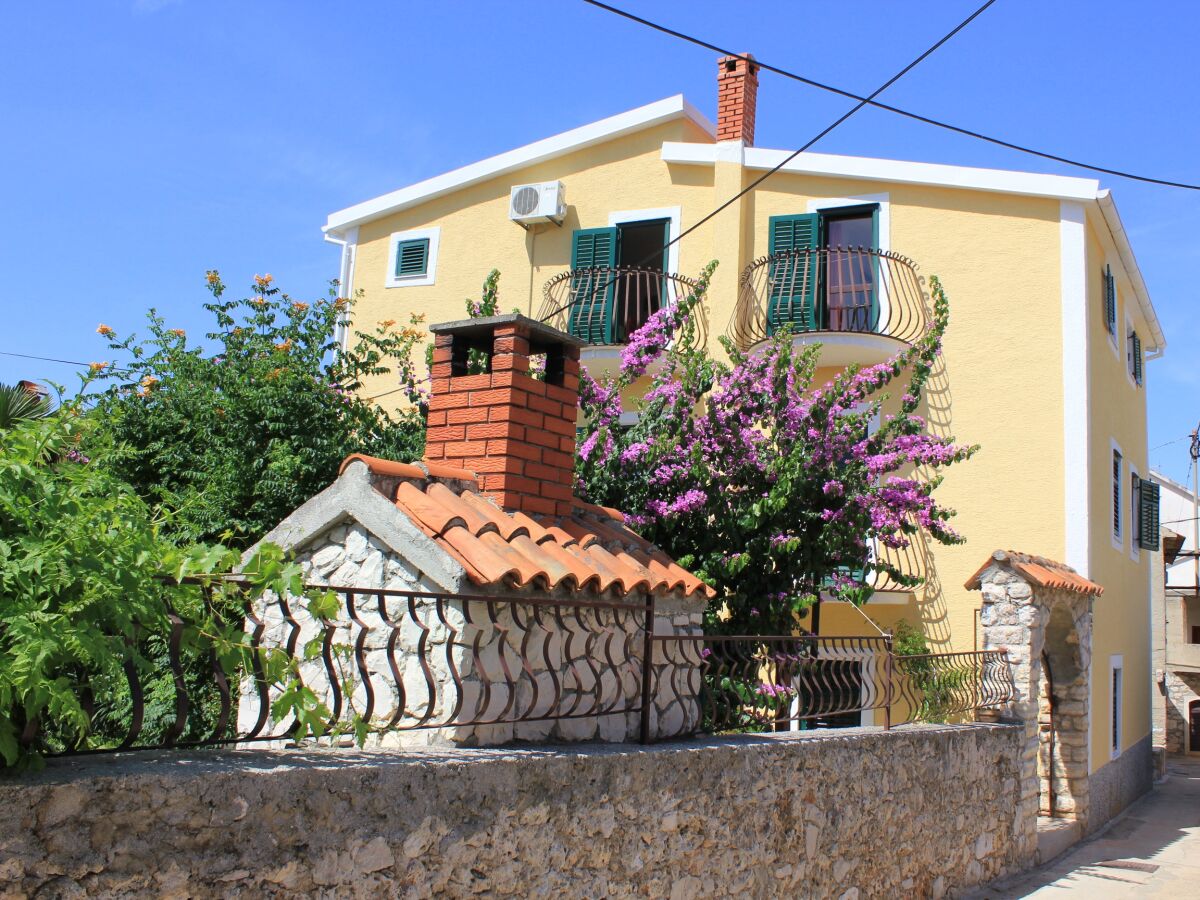 Apartment One bedroom apartment with balcony Kukljica, Ugljan A-8210-c - Outdoor photo 2