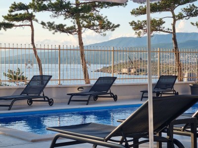 Apartment One bedroom apartment with terrace and sea view Šilo, Krk A-21242-h - Outdoor photo 12