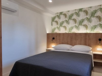 Apartment One bedroom apartment with terrace and sea view Šilo, Krk A-21242-h - Outdoor photo 23