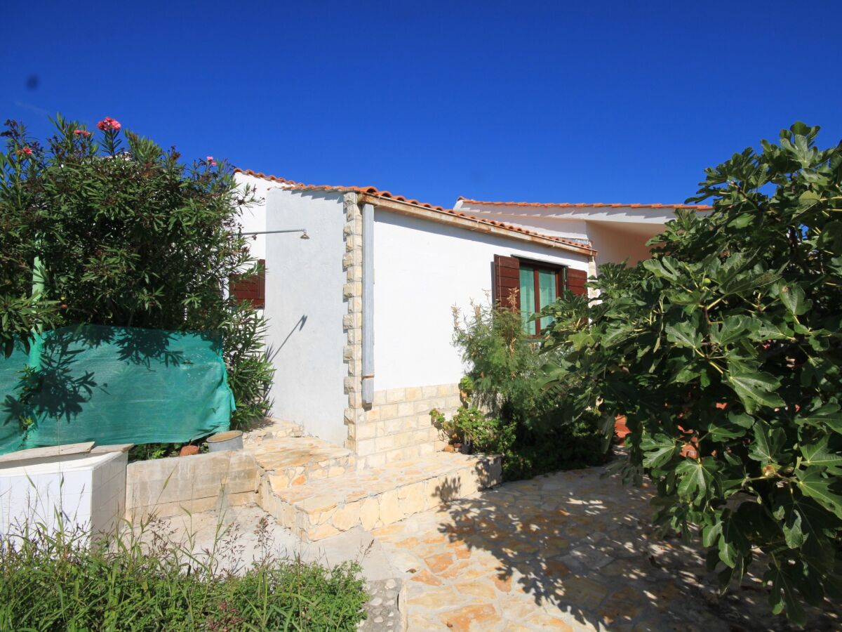 Holiday house Seaside holiday house Milna, Vis - 8900 - Seaside holiday house Milna, Vis - 8900 - Outdoor photo 3