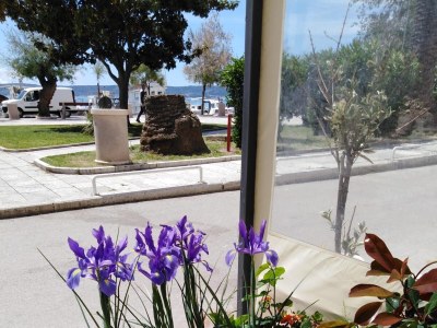 Apartment Two bedroom apartment with terrace and sea view Kaštel Kambelovac, Kaštela A-18267-a - Outdoor photo 4