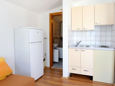 Apartment One bedroom apartment near beach Žuronja, Pelješac A-10123-b - Outdoor photo 19