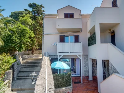 Apartment Studio flat with terrace Mali Lošinj, Lošinj AS-18322-a in Mali Losinj - Apartment