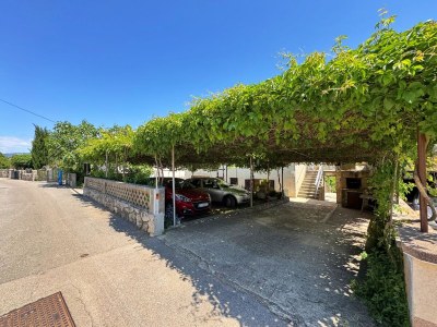Apartment Two bedroom apartment with terrace and sea view Šilo, Krk A-18724-a - Outdoor photo 6