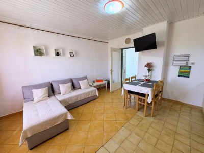 Apartment Two bedroom apartment with terrace and sea view Šilo, Krk A-18724-a - Outdoor photo 7