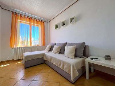 Apartment Two bedroom apartment with terrace and sea view Šilo, Krk A-18724-a - Outdoor photo 8